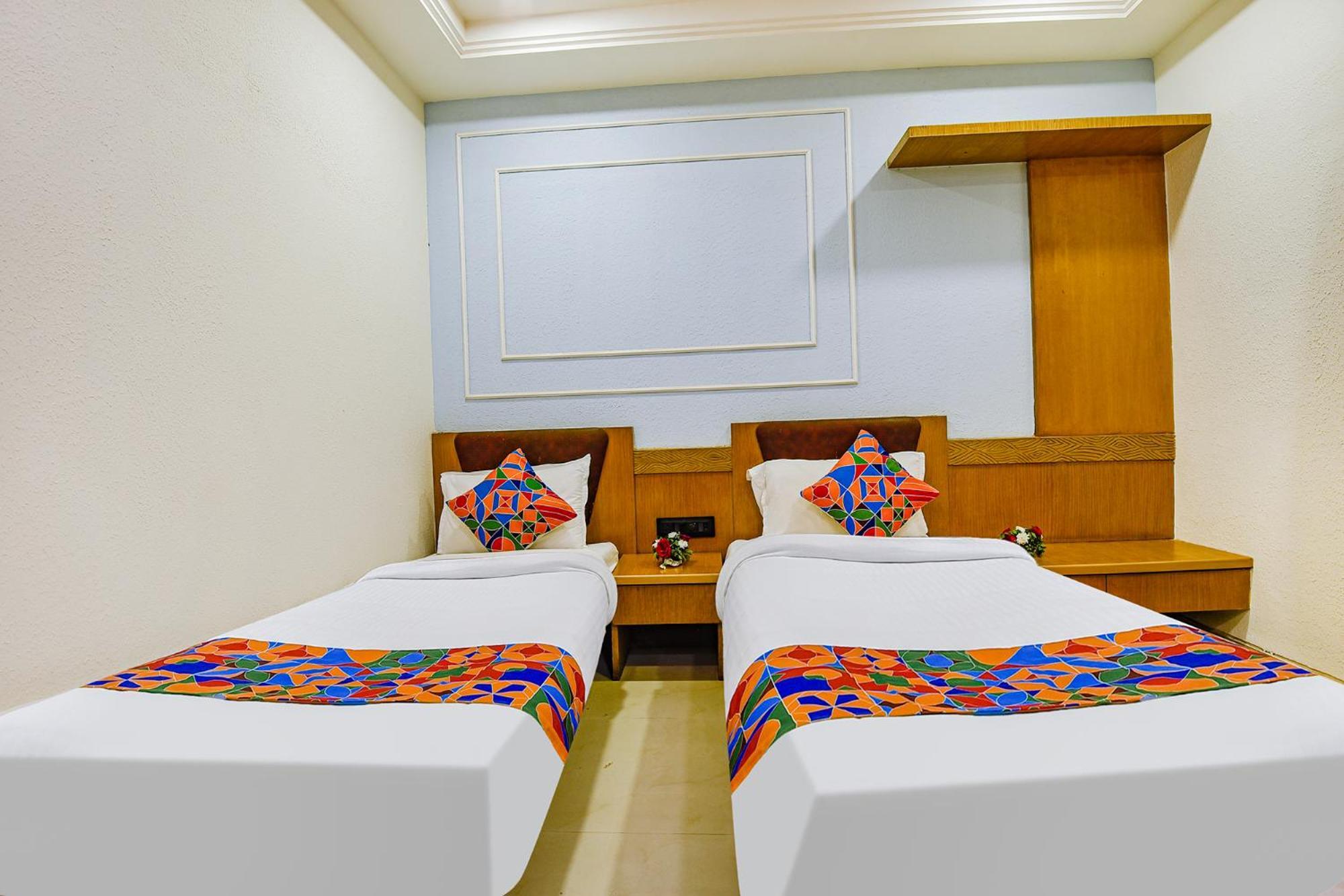 Fabhotel Prime Supreme - 700M From Vasco Da Gama Railway Station Marmagao Экстерьер фото